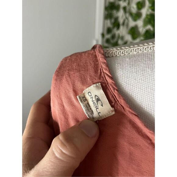 ONeil Mauve Pink Viscose Sleeveless Pleated Tie Front Key-Hole Top Size XS - Picture 6 of 7